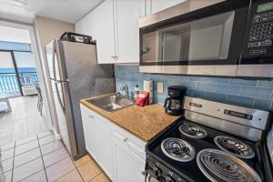 New 1BR Direct Oceanfront Sandcastle South, Pools!