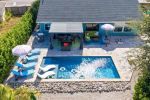 Bradenton Bliss Pool Putt Putt Arcade Games