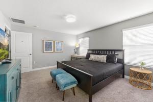 Relaxing 4BR Villa with Pool in Champions Gate