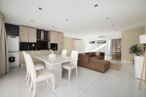 PLAYA a 3 minutos Parking barbacoa Apartamento en Castelldefels