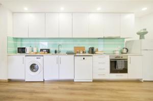 Setúbal Grand Family, 5m to Beach, By TimeCooler