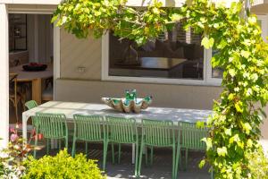 Azure Allure Tranquil Balnarring Comfort