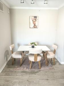 Charming 2BR 2BA Oasis in Magnolia