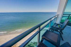 New HIGH 2BR 20th FLOOR, Direct Oceanfront, Pools!