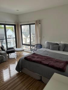 Furnished 2bed 2bath by Hudson River