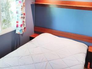 Mobil home 24m² avec terrasse pour 4 personnes - API-1-52-412