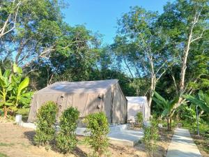 Chanjao restaurant & Bar at Koh Mook