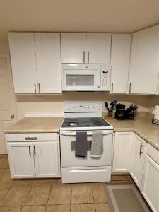 Cozy and well located 2-bedroom basement