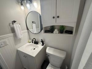 Downtown Manhattan Stay Near Poyntz Ave