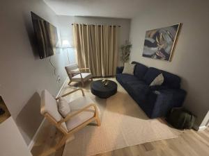 Downtown Manhattan Stay Near Poyntz Ave