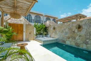 Tropical Mediterranean Villas in Canggu