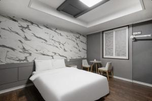 Yeosu Manhattan Hotel