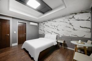 Yeosu Manhattan Hotel