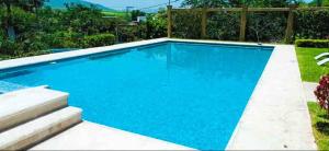 Tequesquitengo Finca Flor de Loto