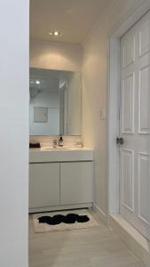 Edit Seoul #Jamsil #Olympic Park #Natural Light Studio #City View #MidCentury #PlaysDeSeoul