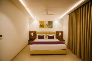 HOTEL TEN SQUARE - 5 Minutes from The Taj Mahal