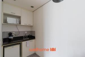 Apto na Bela Vista a 500m do Shopping Frei Caneca