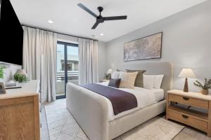 Modern 3BR Pecan Valley Townhome, Arcade, Hot Tub, Free EV Outlet, Near Zion National Park