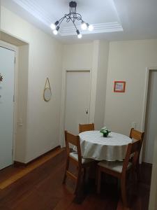 Copacabana térreo 2 quartos