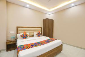 FabHotel Kanchan Palace