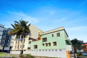 FabHotel Sai Executive