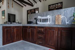 Villa Conch by Om