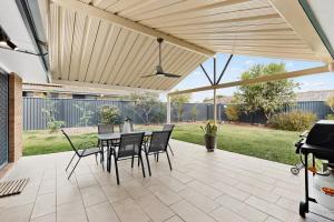Springfield 4BR Air Conditioned with BBQ and Patio