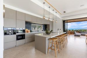 Villa Aurora Signature 5 Star 6BR Sea View