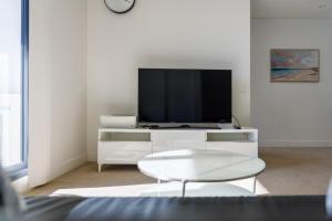 Cozy 2BR Apartment at Rosebery