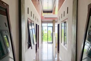 RedDoorz at Exaudi Homestay Parbaba Samosir