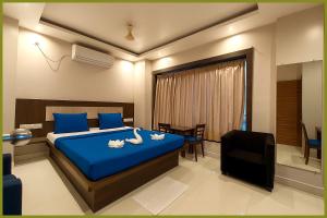 Jagannath Temple Hometoun Palace Resort - Fully Air Hotel