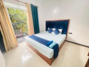 Regal river resort