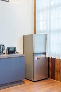 Harley 1 BDR Condo Kata Hill, 3 Mins To kata Beach