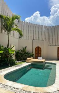 Villa Jams - Mediterranean 3BR Retreat in Canggu, walk to the beach