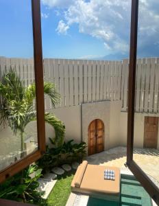 Villa Jams - Mediterranean 3BR Retreat in Canggu, walk to the beach