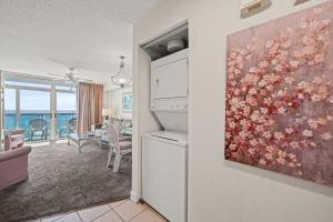 New | Laguna Keyes | Tranquil Beachfront Retreat | Oceanfront | 1 Bedroom