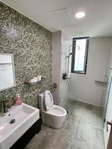Vivacity Jazz Suite 3 by De Kumang Homestay