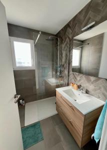 Family villa pool 5 min beach