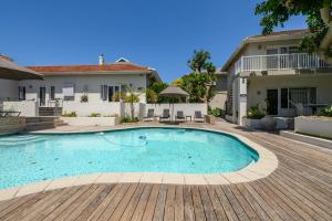 First Avenue Guesthouse