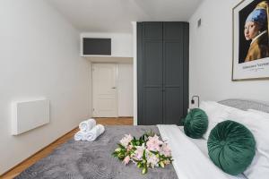 Lumina 3 room apart near Łazienki Królewskie