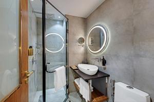 Hays AIR By Ahuja Residences - Golf Course Ext Road & Sector 51