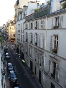 Appartements 124a LE MARAIS - RICHARD LENOIR working & living : photos des chambres