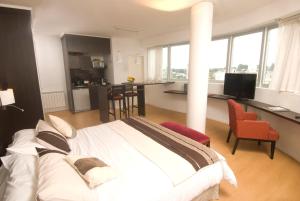 Plaza Suites Campana