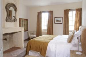 Maisons d'hotes Logis de la Cadene : Suite Lit King-Size