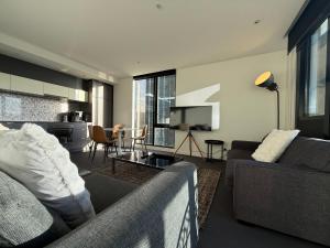 Prime location in Southbank - Wrap