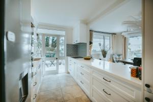 The Crows Nest Retreat - perfect for six people!