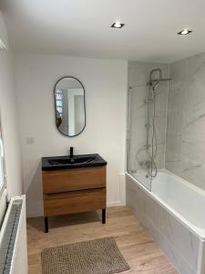 jolie maison de ville proche bords de Loire