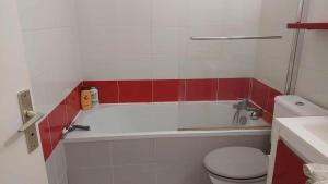 2-room apartment 43 m2, breakfast included!, center, near Vélodrome stadium