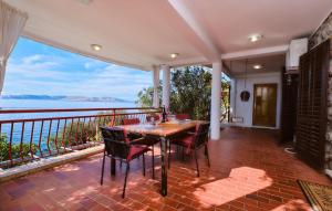 Melone Apartman 3 Senj by Villas Guide