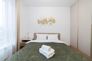 Posnania Deluxe Apartment by BookingHost